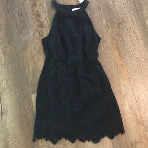 NWT FITTED LACE BLACK DRESS 🖤